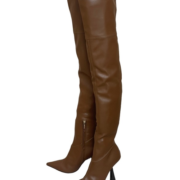 JIMMY CHOO
Bryson 100 Tan Stretch Bonded Fabric Over-The-Knee‎ Boots Tan SZ 35.5 - Picture 4 of 16